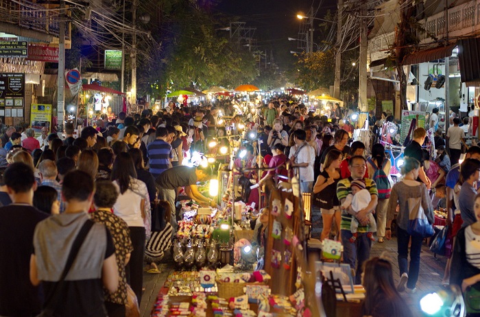 西安最新夜市，繁华再现的魅力夜生活